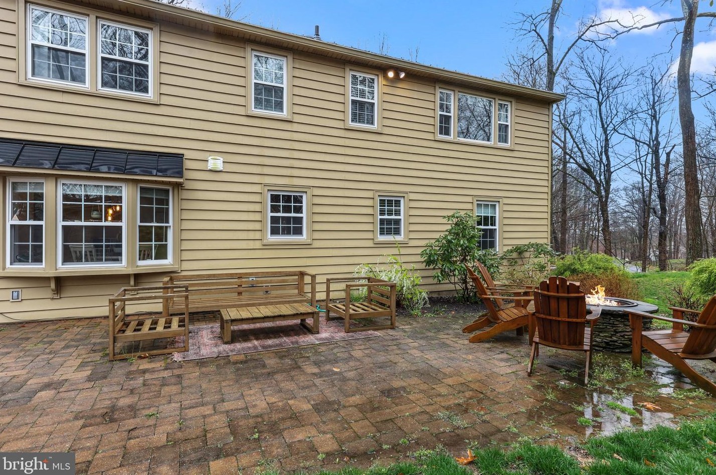 110 Windover Ln, Gardenville PA  18901-3220 exterior