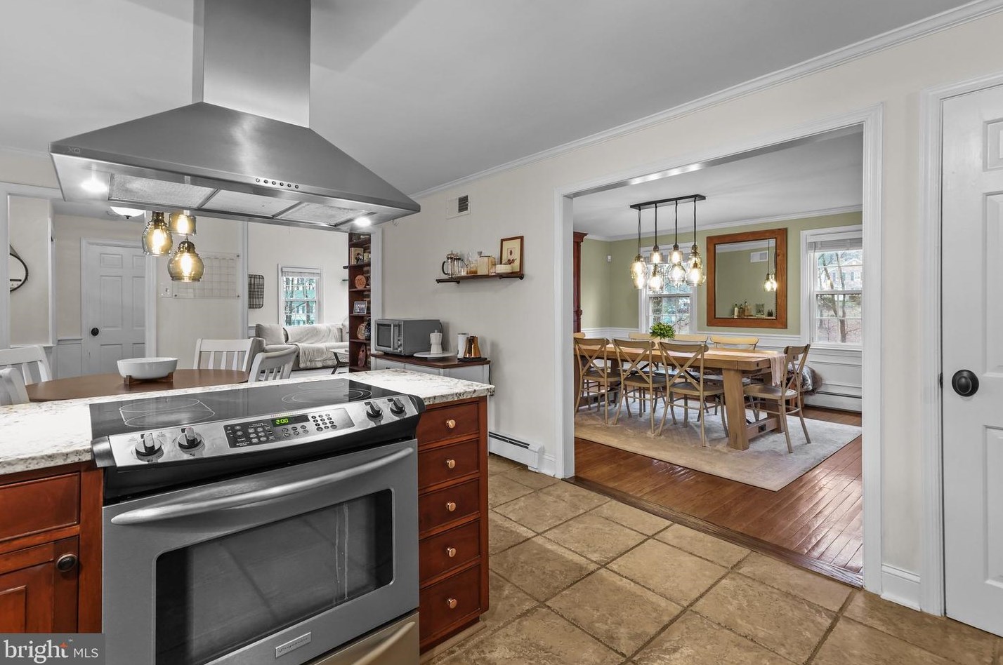 110 Windover Ln, Gardenville PA  18901-3220 exterior