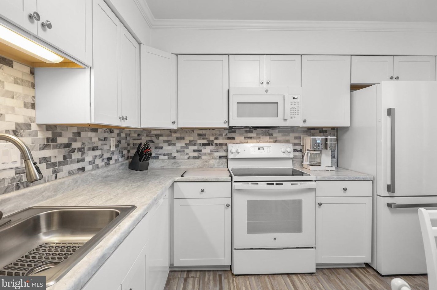 43 Cartlane Cir, Chalfont PA  18914-2257 exterior