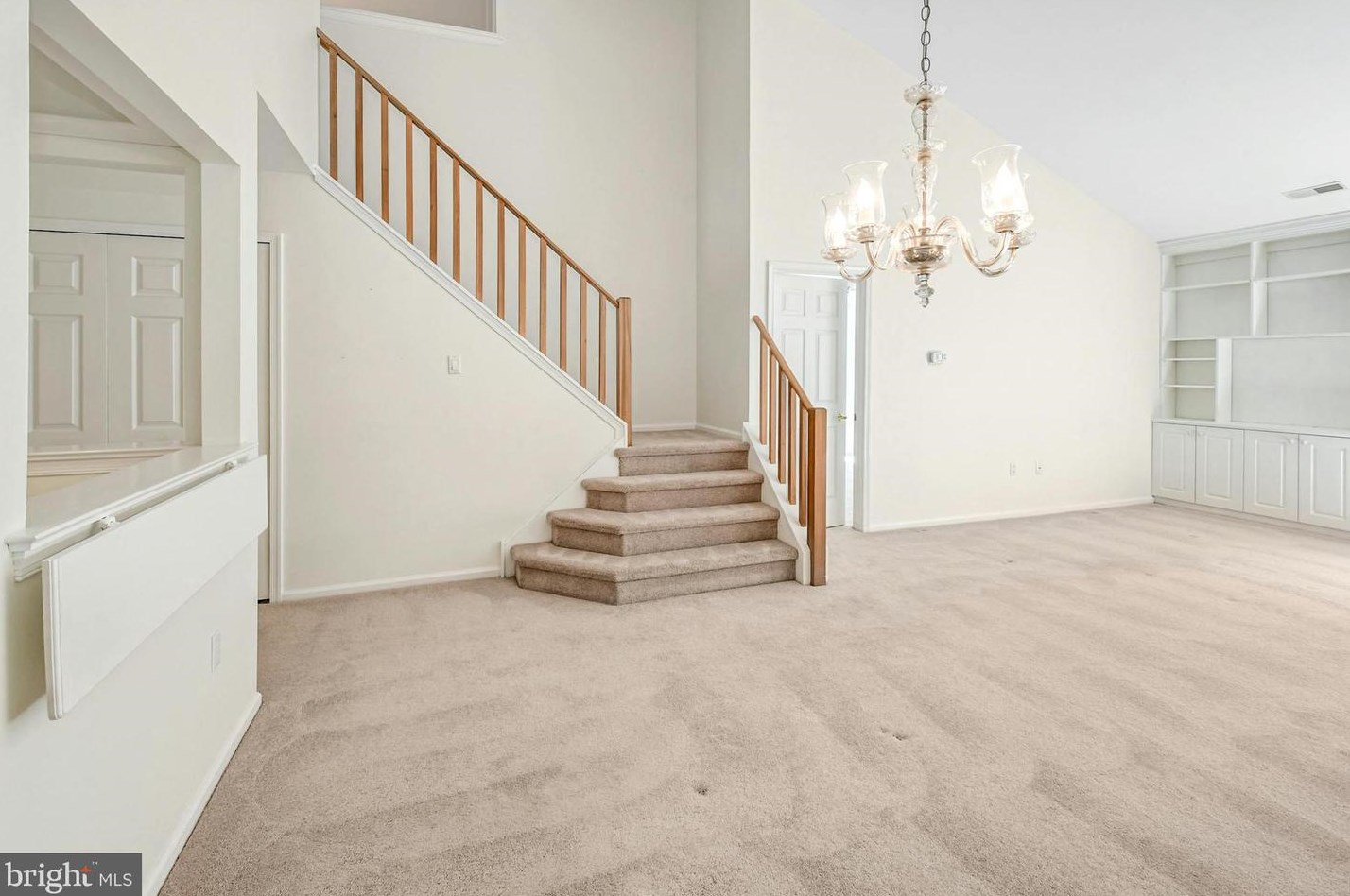 172 Progress Dr, Gardenville PA  18901-2562 exterior