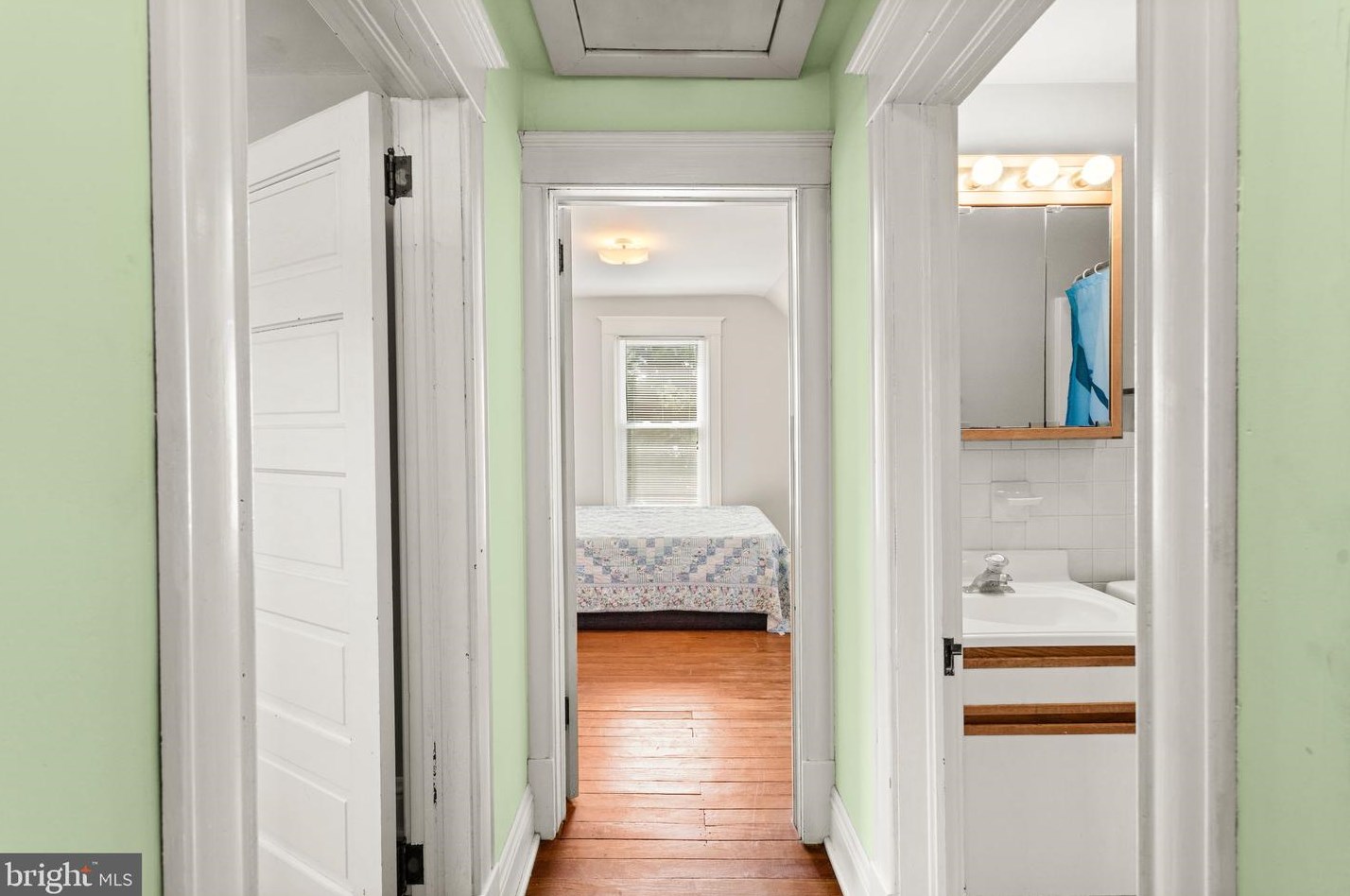 2860 Old Bethlehem Pike, Quakertown PA  18951-4025 exterior