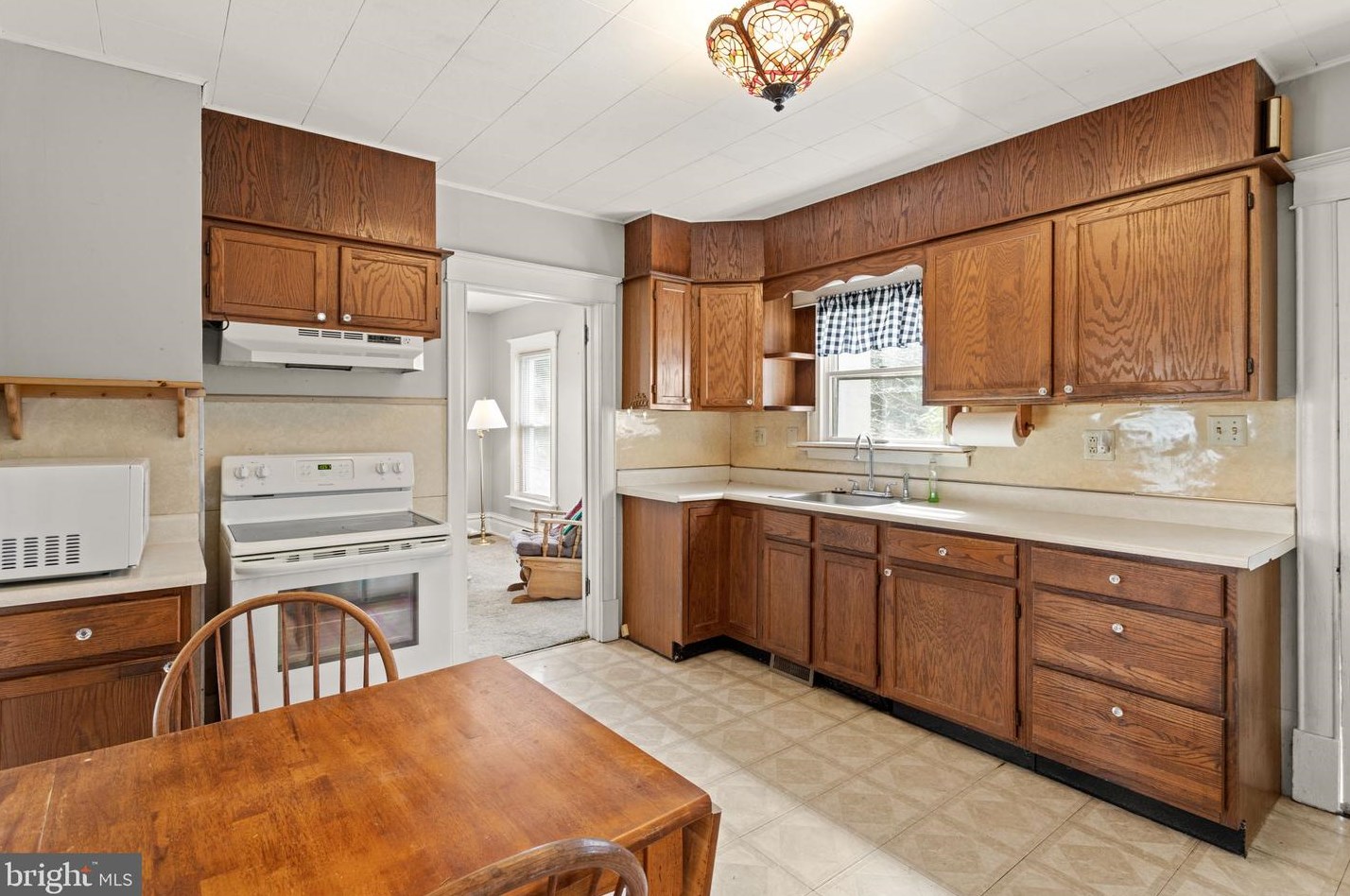 2860 Old Bethlehem Pike, Quakertown PA  18951-4025 exterior