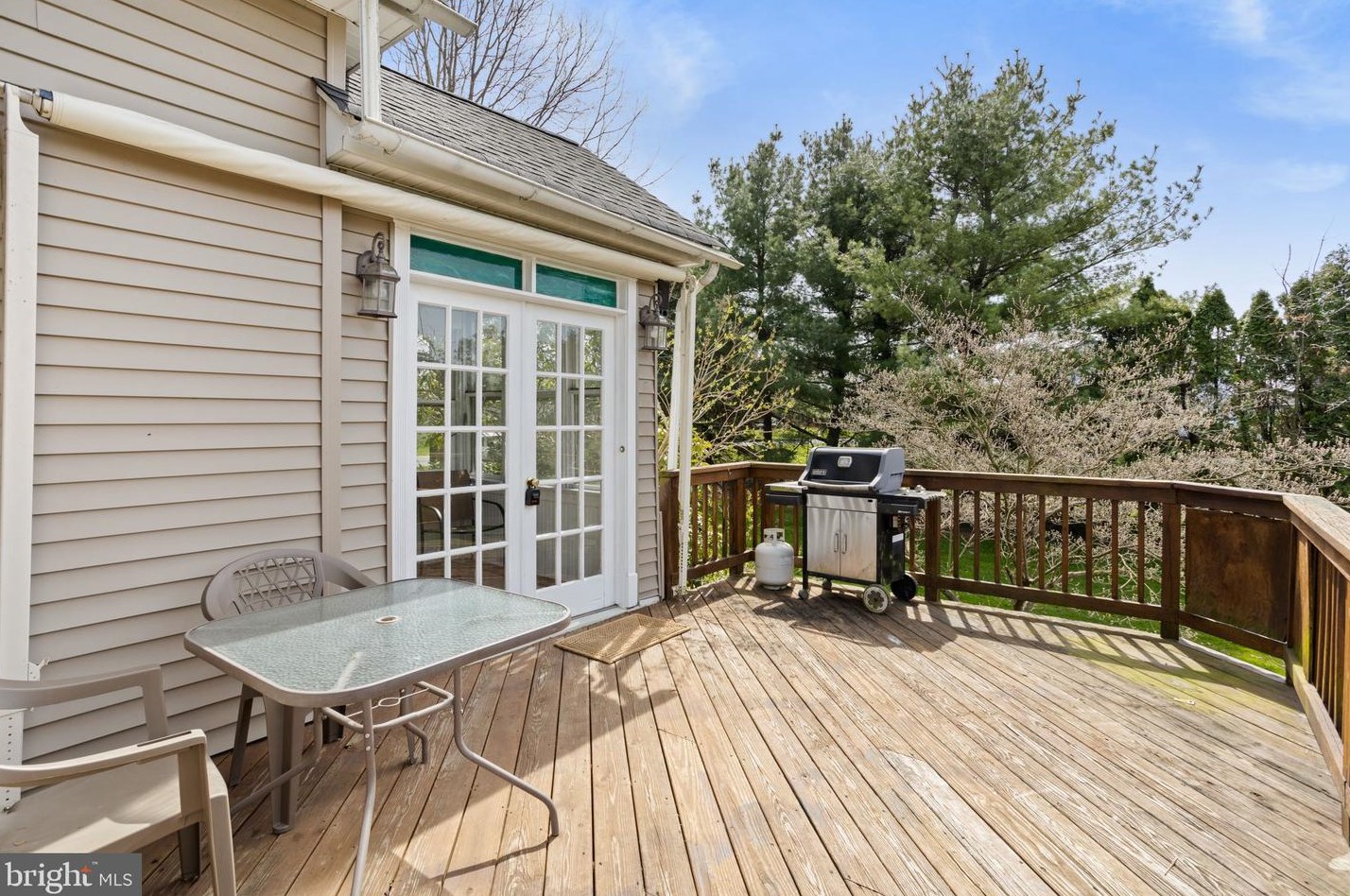 2860 Old Bethlehem Pike, Quakertown PA  18951-4025 exterior