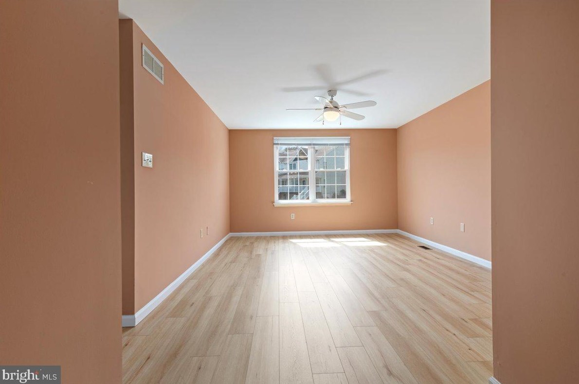 31 Cottonwood Dr, Southampton PA  18966-2831 exterior