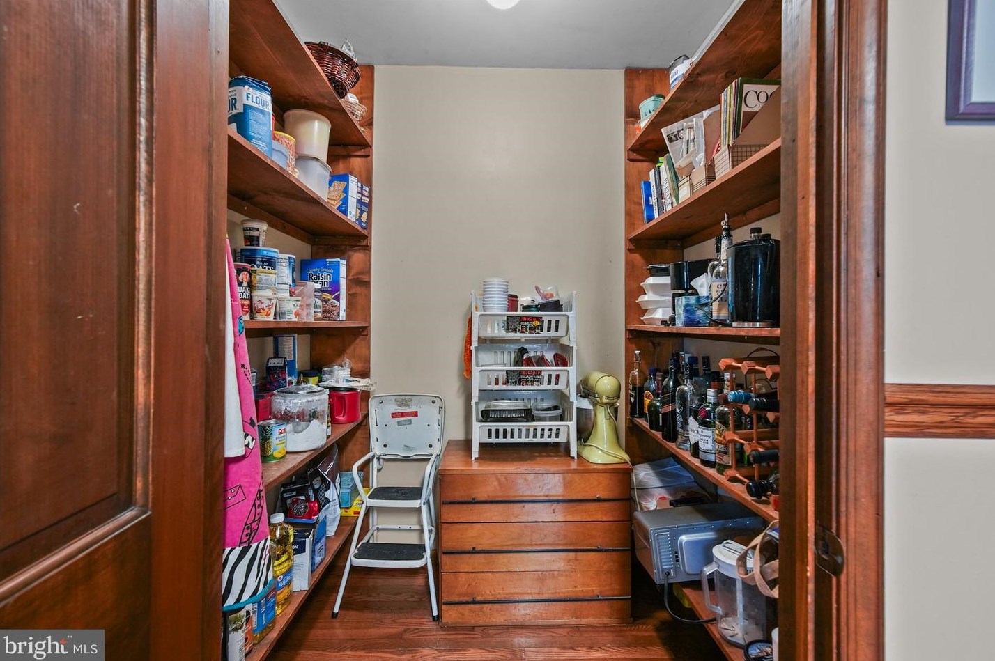 442 Norwood Ave, Upper Makefield PA 18940-2234 exterior