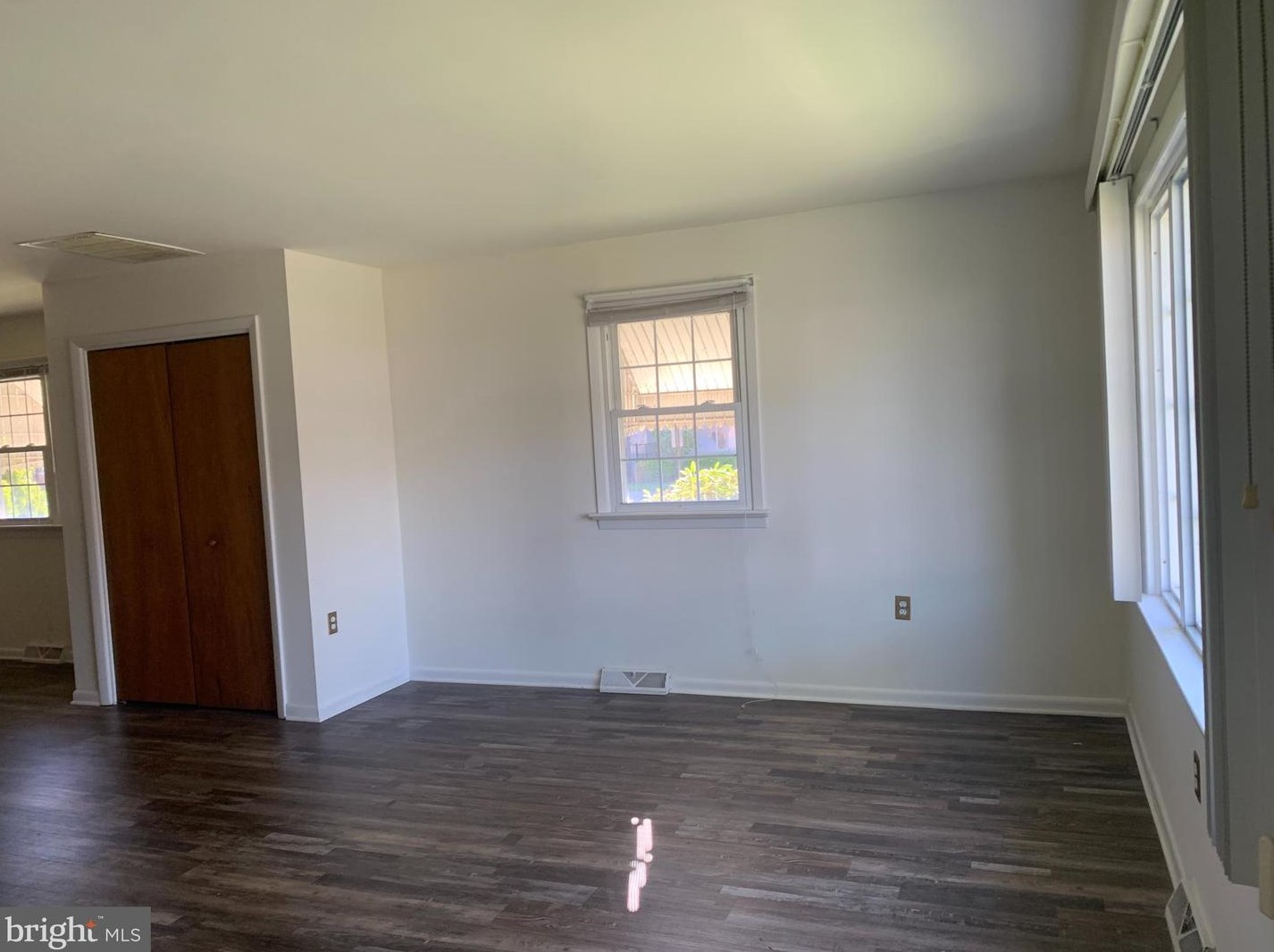 209 Monroe St, Edgely PA  19007-4211 exterior