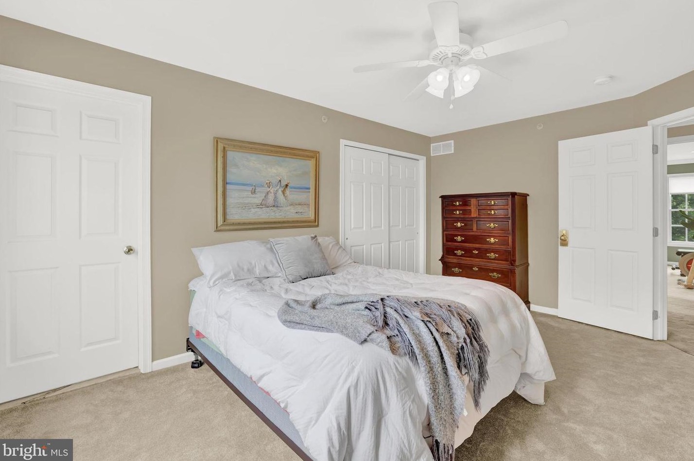 1861 Augusta Dr, Jamison PA 18929-1083 exterior