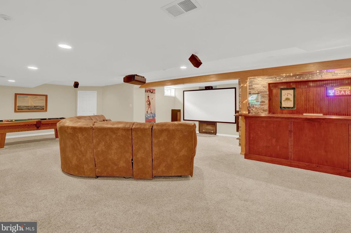 1861 Augusta Dr, Jamison PA 18929-1083 exterior