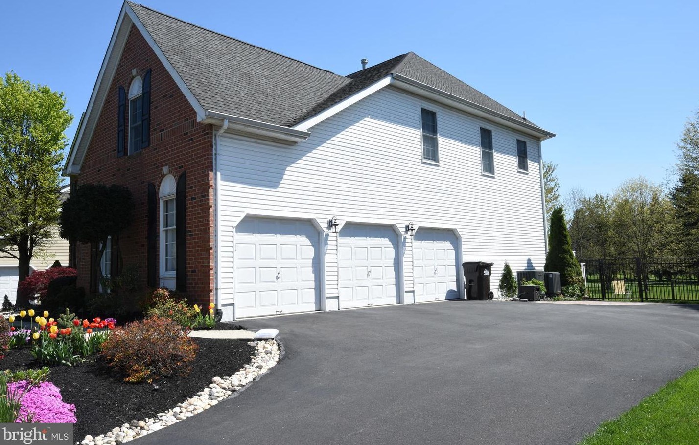 1861 Augusta Dr, Jamison PA 18929-1083 exterior