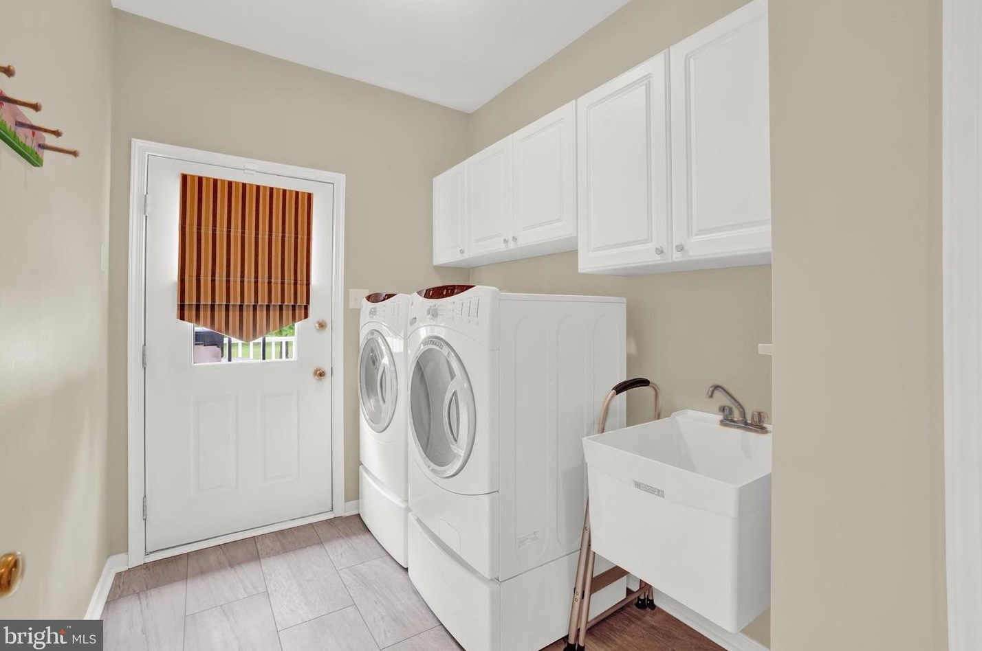 1861 Augusta Dr, Jamison PA 18929-1083 exterior