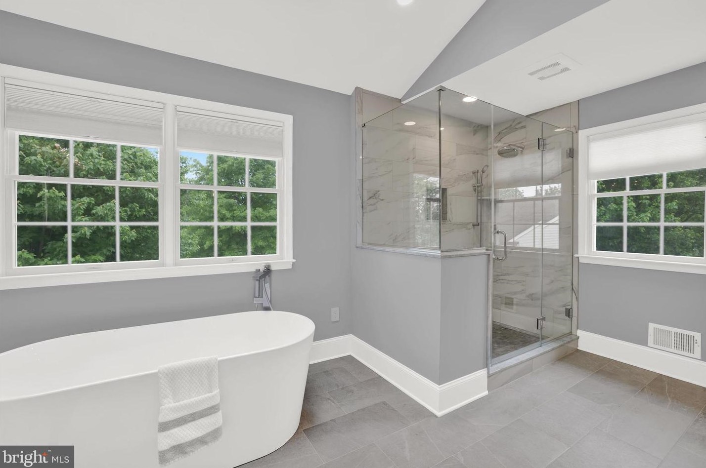 1861 Augusta Dr, Jamison PA 18929-1083 exterior