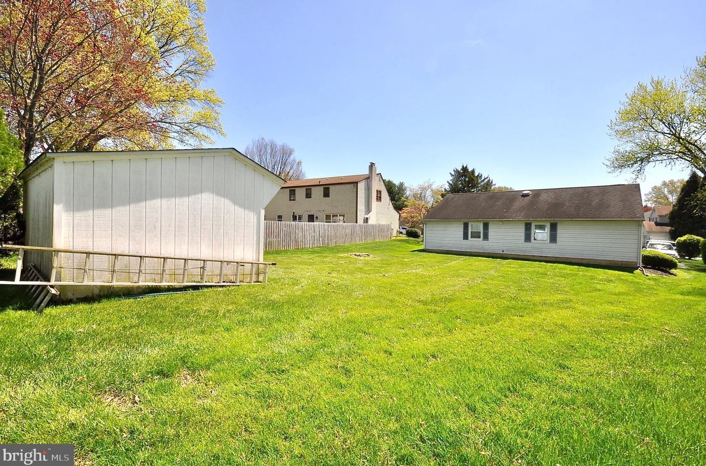 91 Lark Dr, Southampton PA  18966-1969 exterior