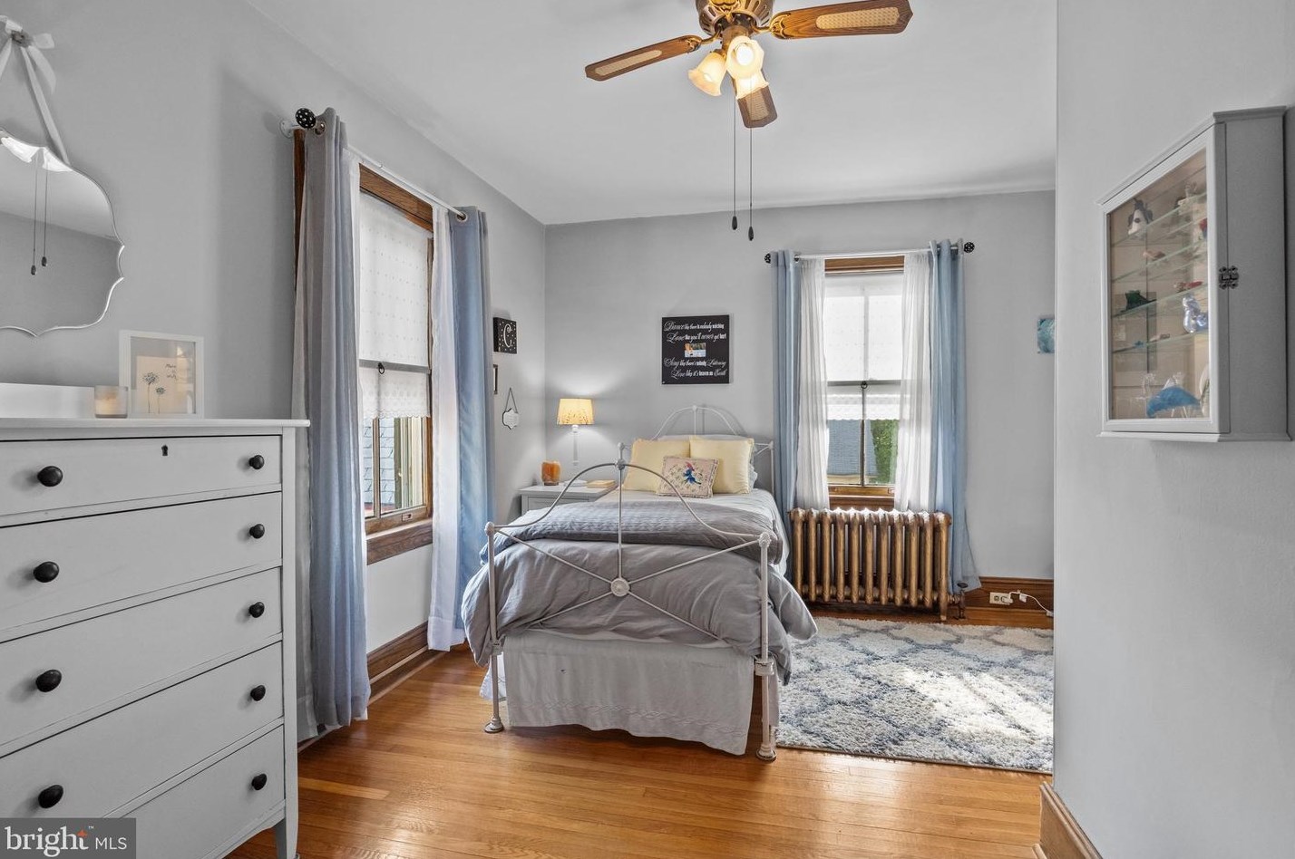 194 Chancellor St, Upper Makefield PA 18940-2108 exterior