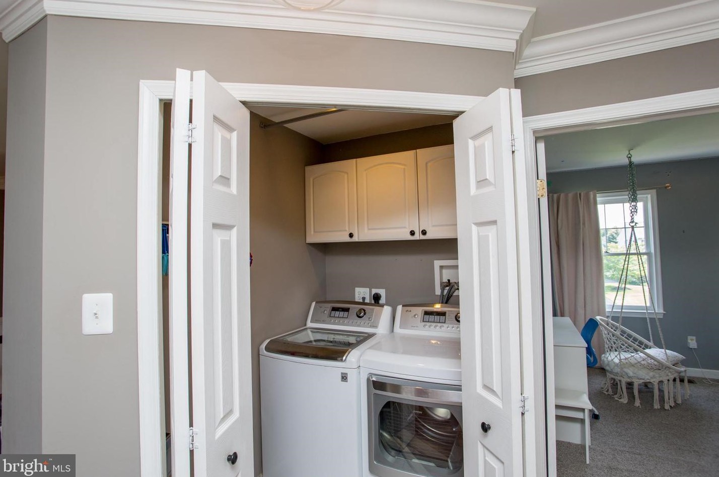 2018 Leedoms Dr, Upper Makefield PA 18940-9420 exterior