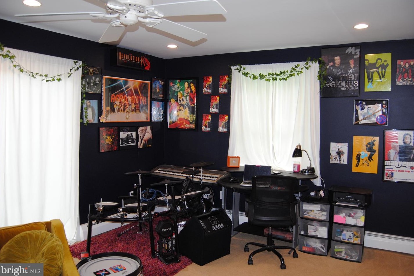 6 Neshaminy Ave, Upper Makefield PA  18940-9647 exterior