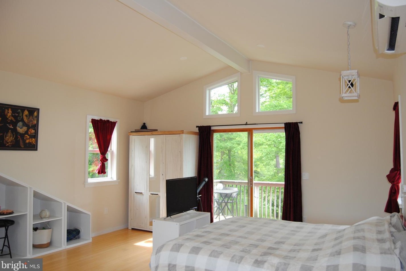 6 Neshaminy Ave, Upper Makefield PA  18940-9647 exterior