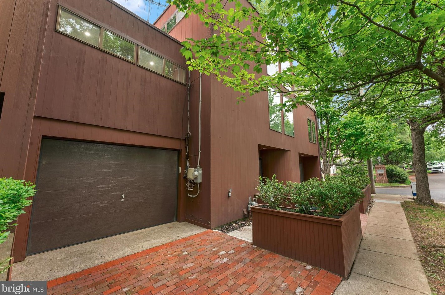 152 Liberty St, Upper Makefield PA 18940-2023 exterior