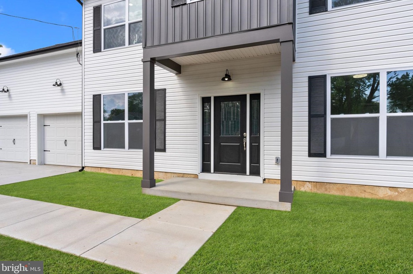 825 Elm Ave, Langhorne PA  19047-5955 exterior