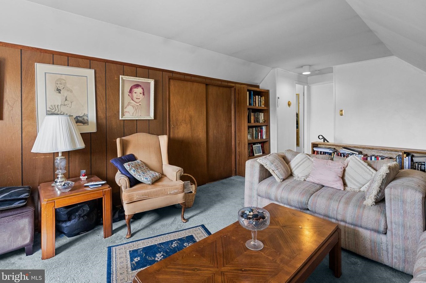 23 Tinsel Rd, Levittown PA 19056-1563 exterior