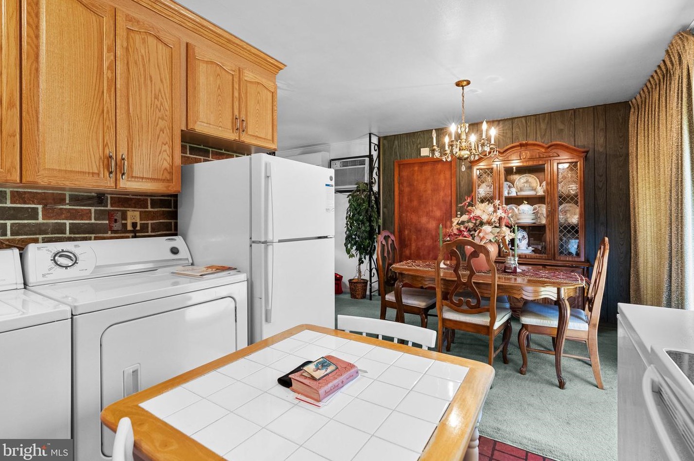 23 Tinsel Rd, Levittown PA 19056-1563 exterior