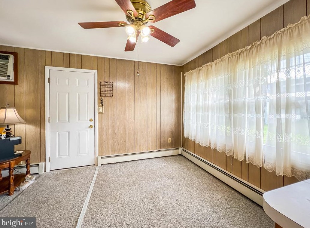 88 Kraft Ln, Levittown PA  19055-2412 exterior