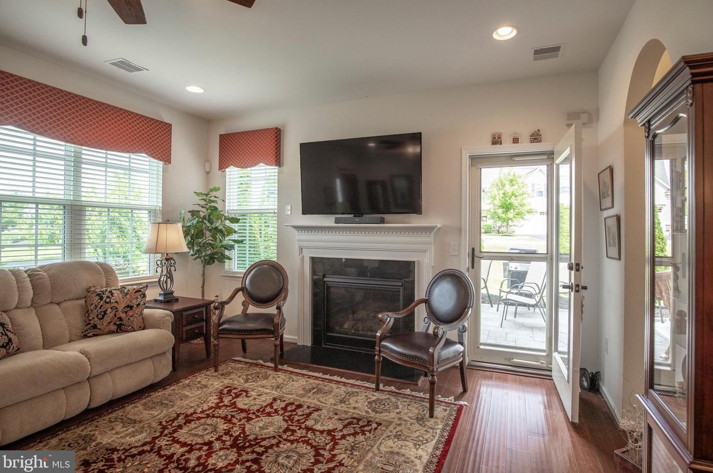 1138 Arbour Ln, Quakertown PA 18951-2861 exterior