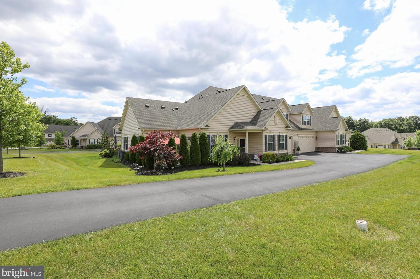 1138 Arbour Ln, Quakertown PA  18951-2860 exterior