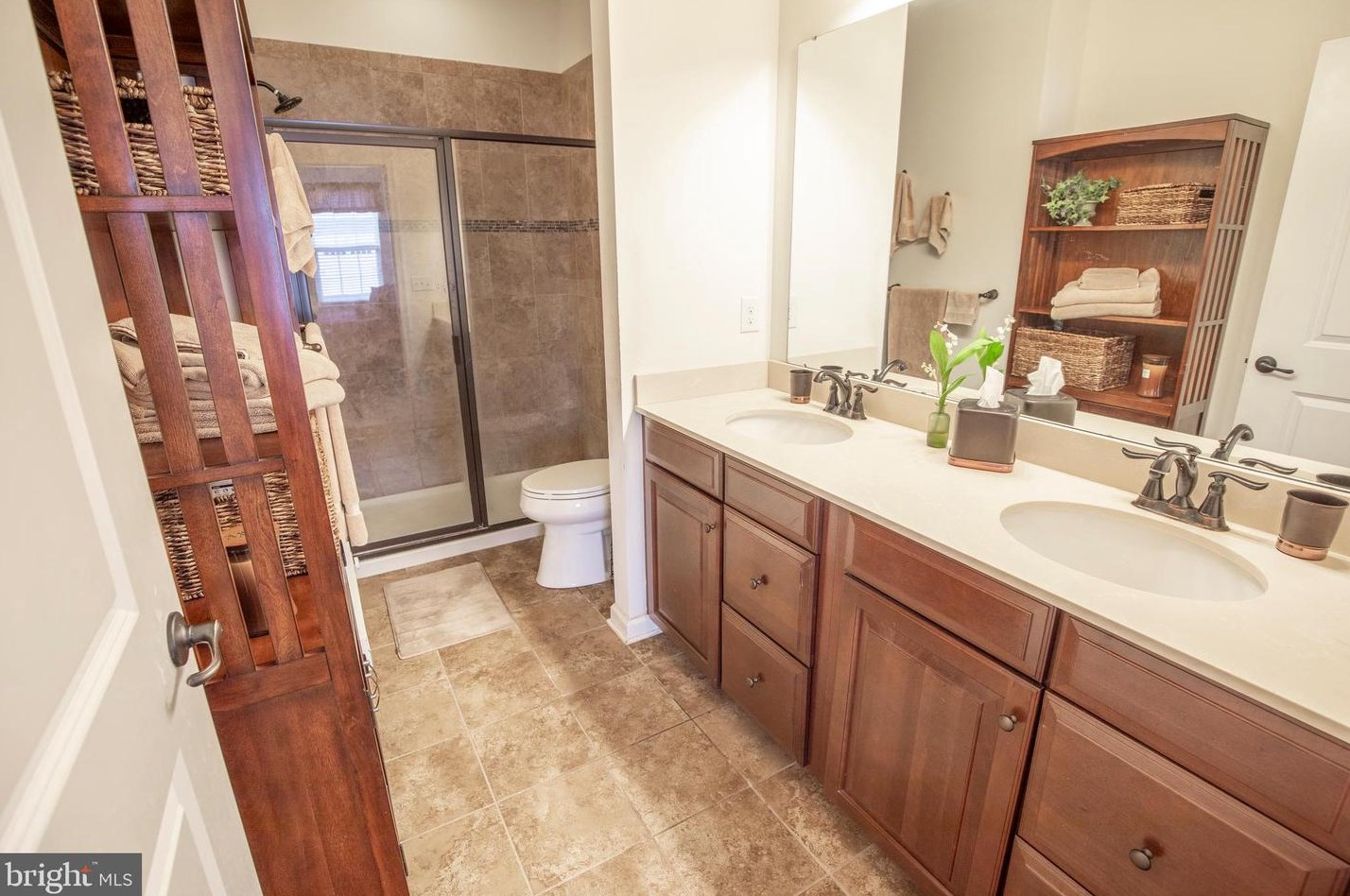 1138 Arbour Ln, Quakertown PA 18951-2861 exterior