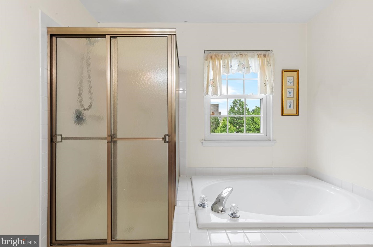 324 Monterey Pl, Upper Makefield PA exterior