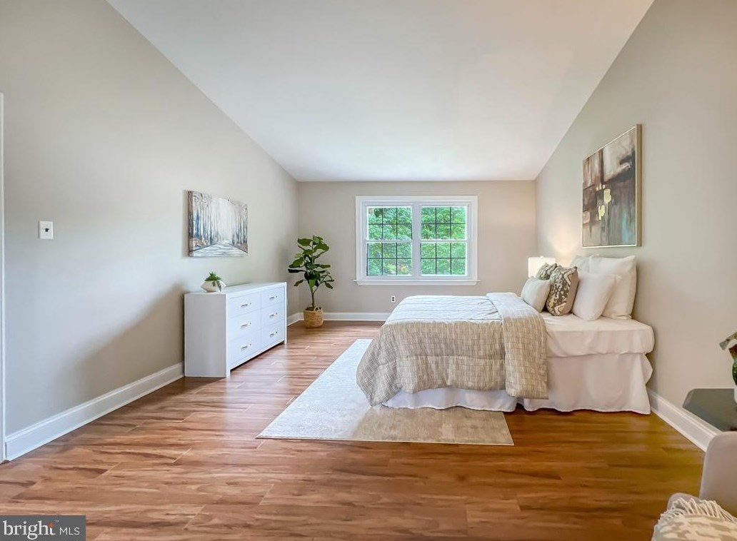 1391 Violetwood Ct, Yardley PA 19067-6413 exterior