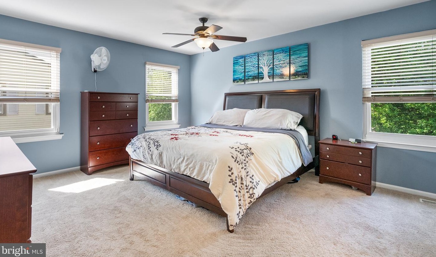 231 Parkview Way, Upper Makefield PA  18940-1136 exterior