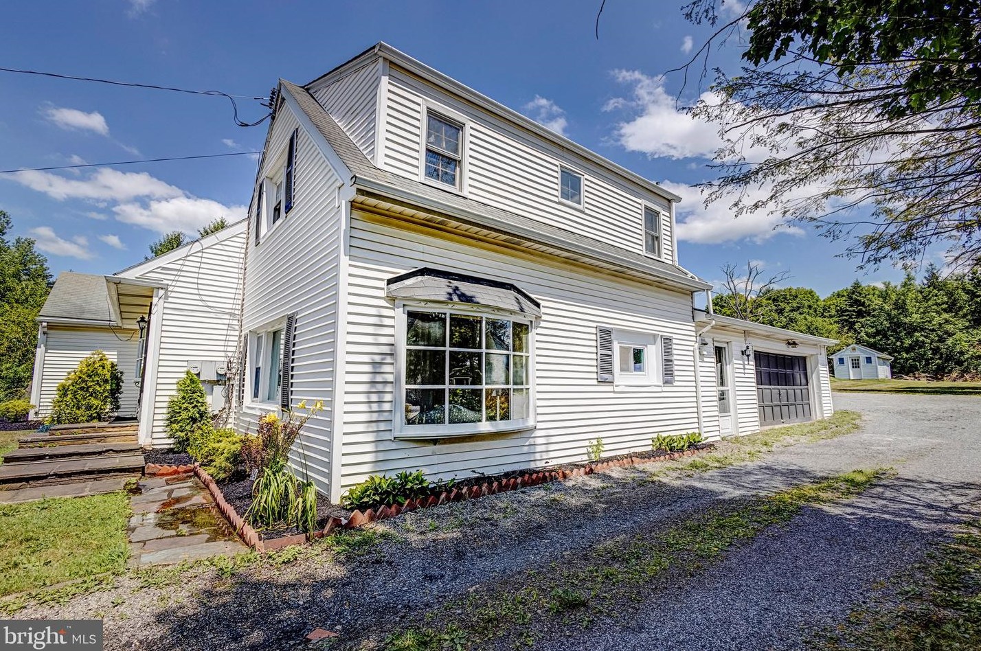 5274 Point Pleasant Pike, Gardenville, PA 18902