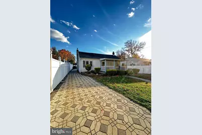 910 Magnolia Avenue, Croydon, PA 19021 - Photo 1