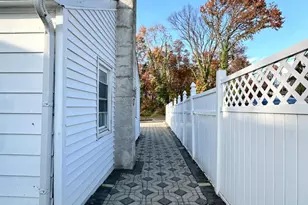 910 Magnolia Ave, Croydon, PA 19021 - Photo 31