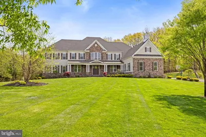 19 Goldney Dr, Newtown, PA 18940 - Photo 1