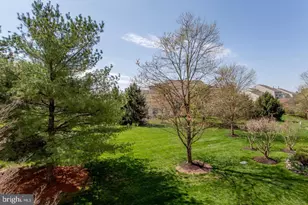 82 Avalon Ct, Doylestown, PA 18901 - Photo 23