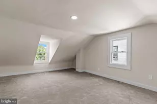 446 Pond St, Bristol, PA 19007 - Photo 27