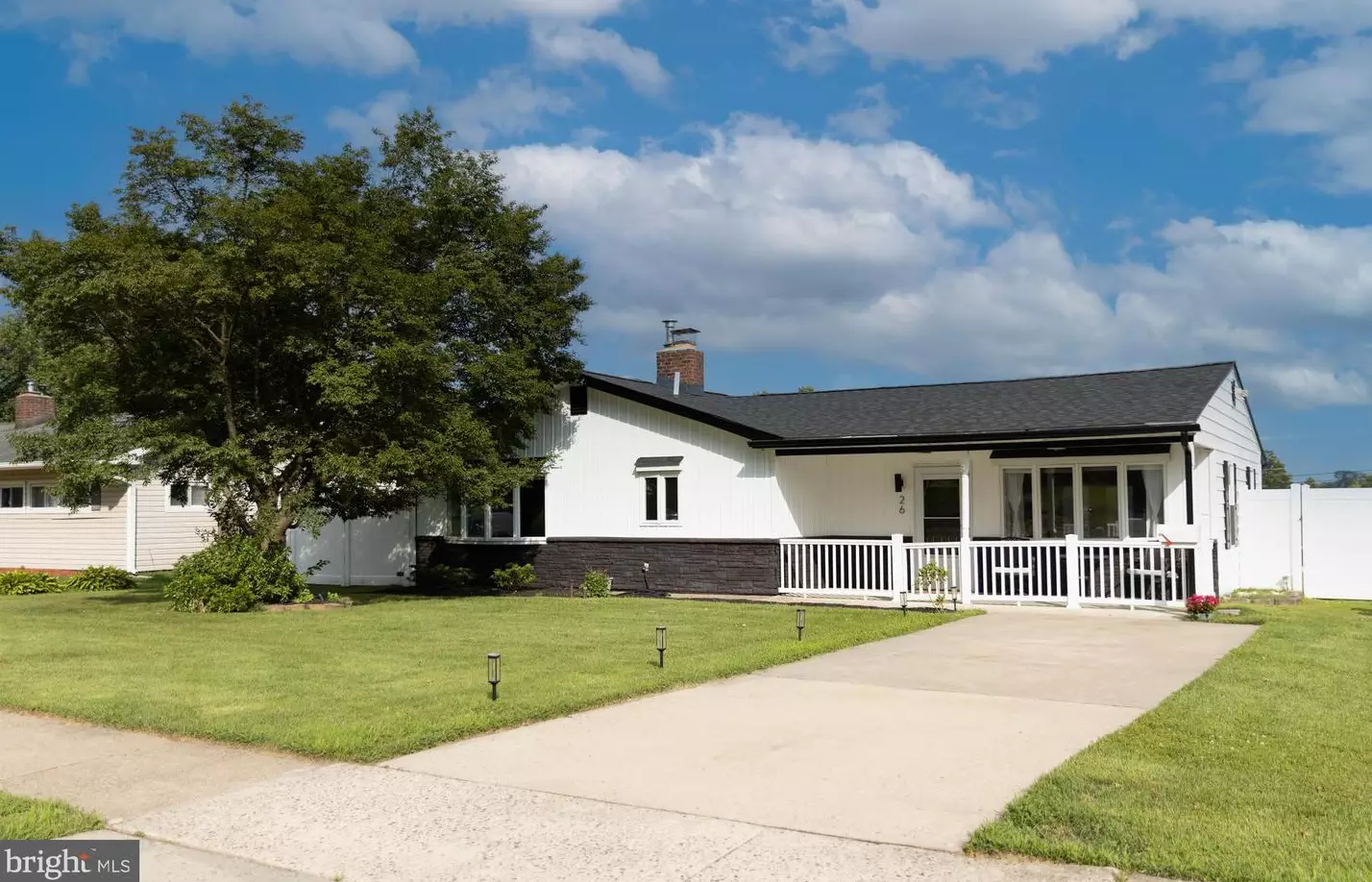 26 Thimbleberry Ln, Levittown, PA 19054 - MLS PABU2101018