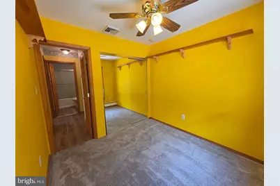 1 Mistletoe Lane, Levittown, PA 19054 - Photo 17