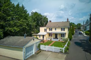 226 Court St, Newtown, PA 18940 - Photo 3