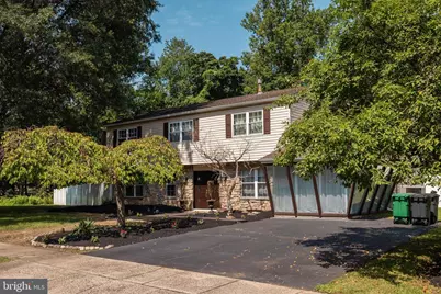 325 Toll Drive, Southampton, PA 18966 - Photo 3