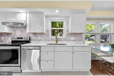 533 Avenue F, Feasterville-Trevose, PA 19053 - Photo 9