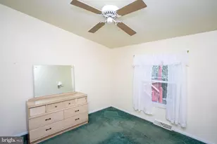 69 Maple Leaf Dr, Sellersville, PA 18960 - Photo 33