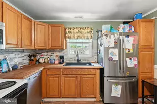 6 Carolina Ave, Morrisville, PA 19067 - Photo 9