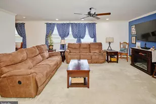 403 S Main St, Doylestown, PA 18901 - Photo 3