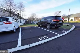 103 Bonnie Lark Ct, Chalfont, PA 18914 - Photo 3