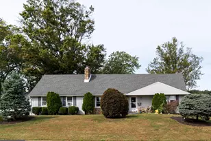 1118 N 5th St, Perkasie, PA 18944 - Photo 1