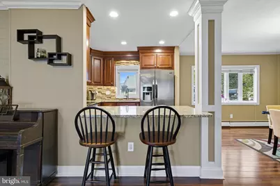 9 Newberry Lane, Levittown, PA 19054 - Photo 9