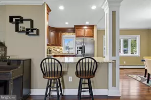 9 Newberry Ln, Levittown, PA 19054 - Photo 9