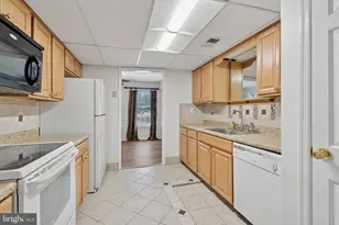 17 Providence Ave, Doylestown, PA 18901 - Photo 9